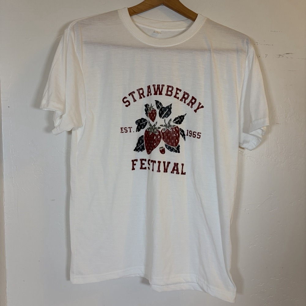 New Strawberry Festival Berry  T-Shirt‎ White Womens Oversized Small Summer